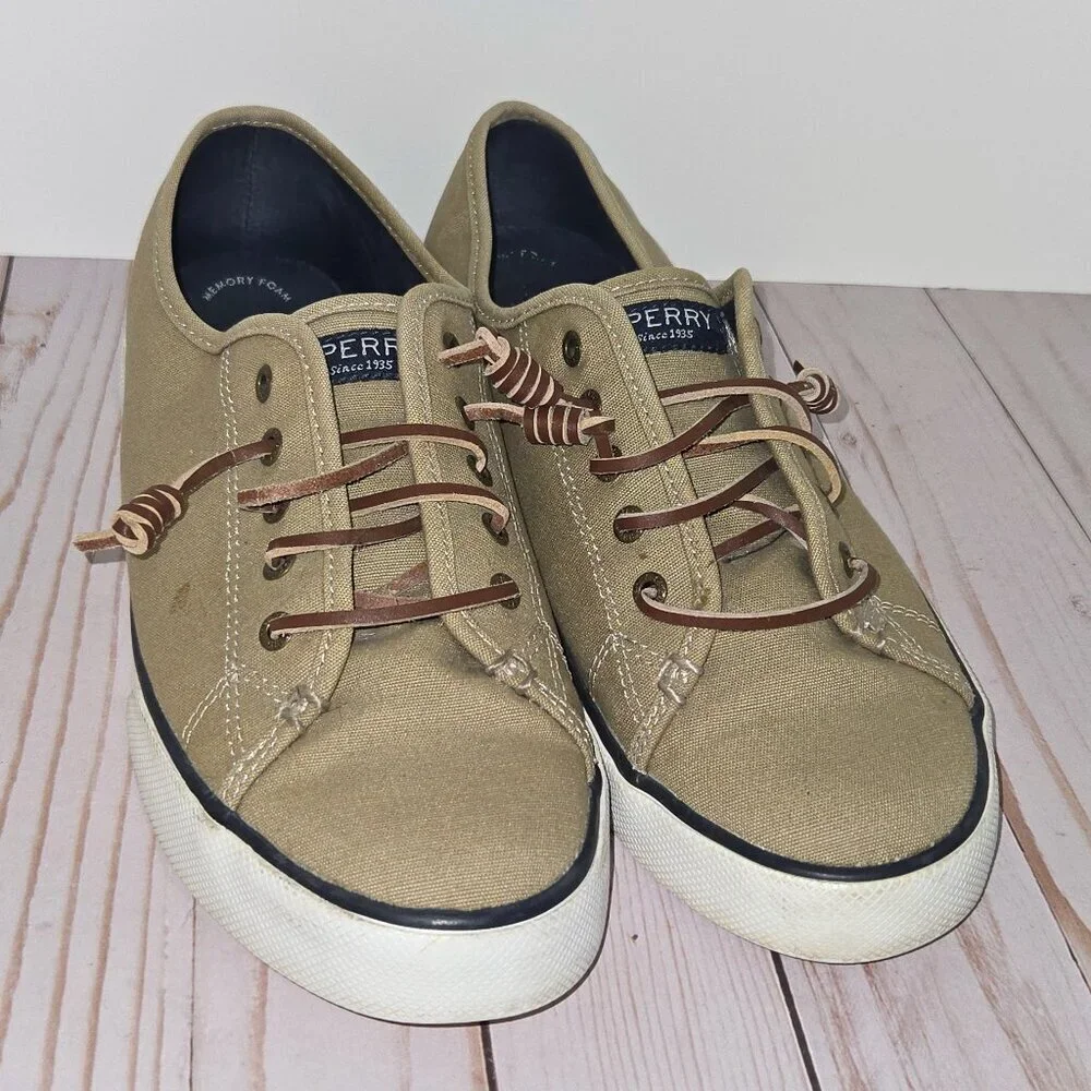 Sperry Pier View Tan Canvas Sneakers Women’s Size 11 Lace Up Casual Shoes